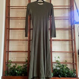NWT Farm Rio Open Back Midi Dress Size Med.